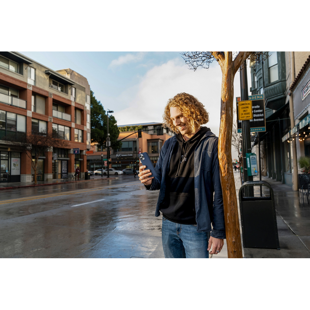 CS278DB67PTH-I23M Чехол защитный uBear Touch Mag Case, iPhone 15 Pro Max, MagSafe, силикон, синий